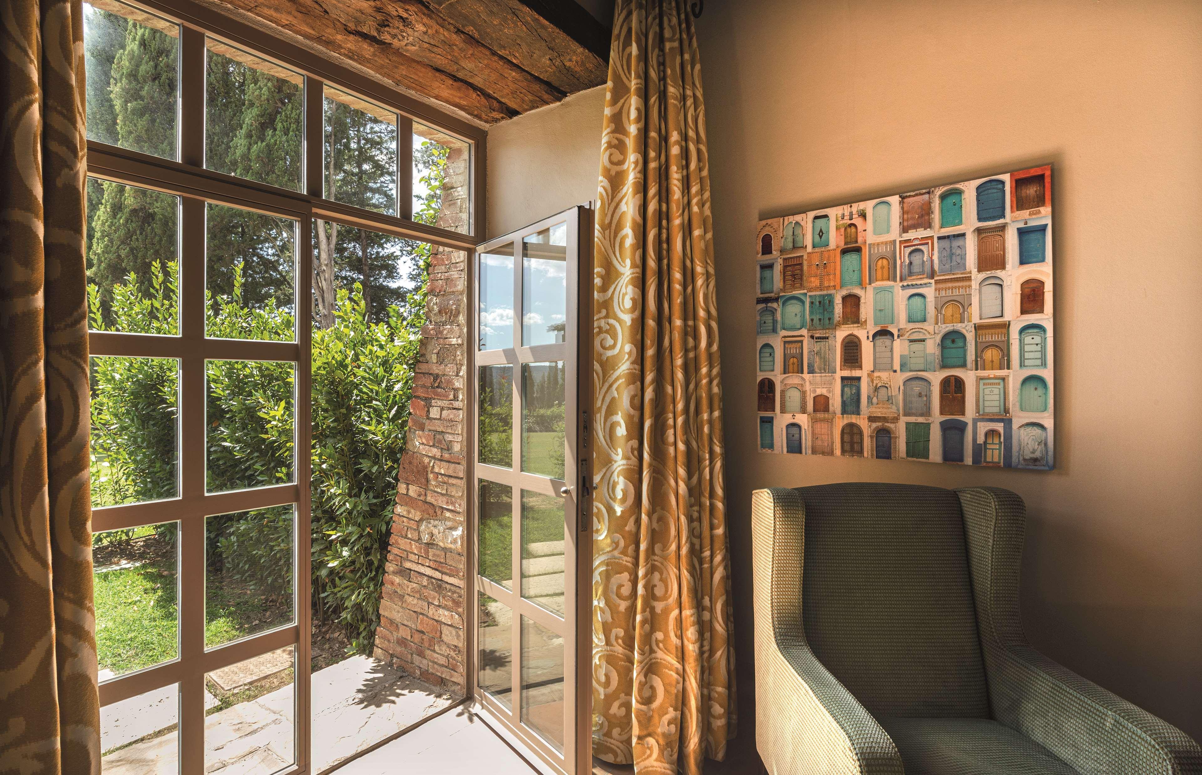 Castello Di Casole, A Belmond Hotel, Tuscany Casole d'Elsa Bagian luar foto